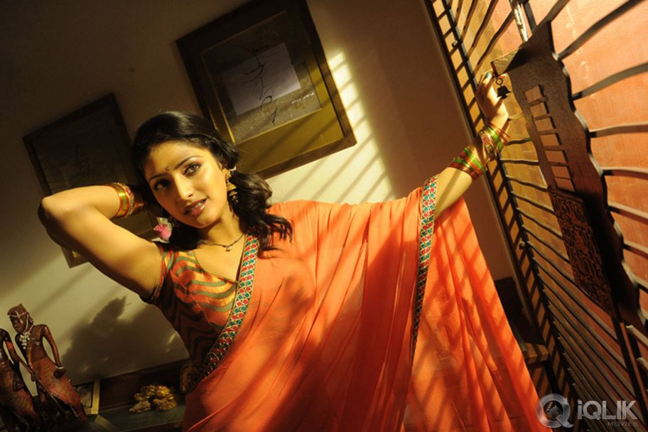 Abbai Class Ammayi Mass